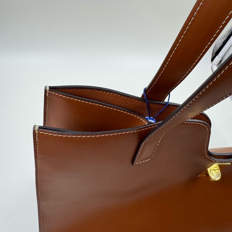 Celine/賽琳 Cabas 旋鎖閉合純色光滑小牛皮 托特包Tote-17