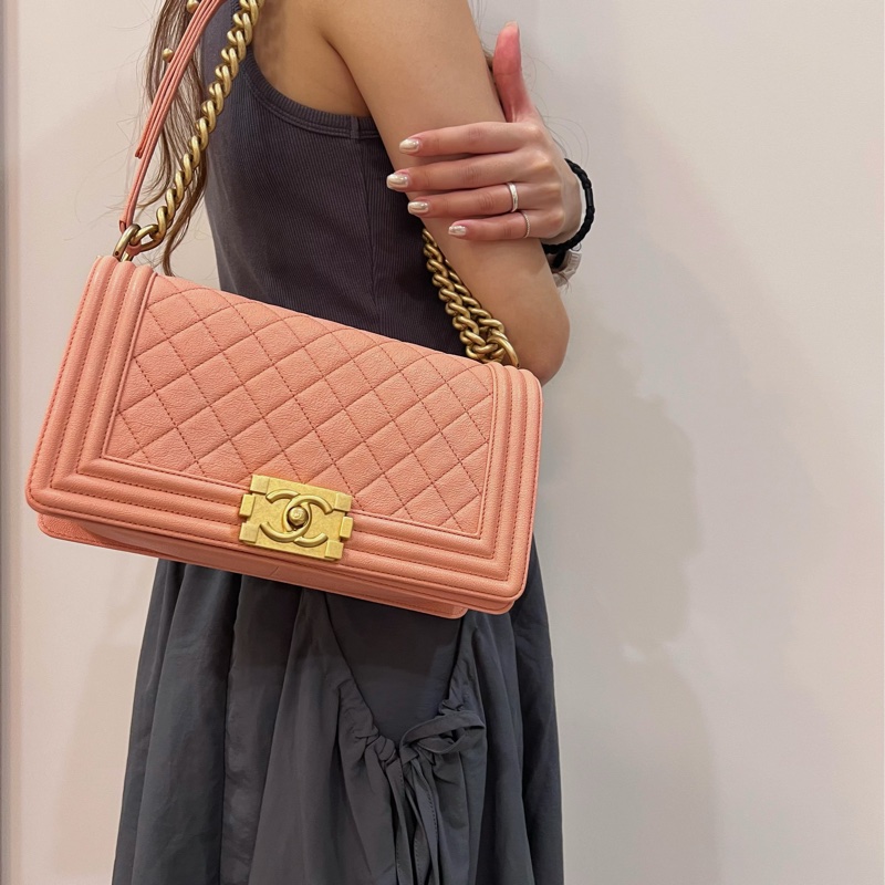 CHANEL leboy 25 中號 粉色 羊皮荔枝紋-0