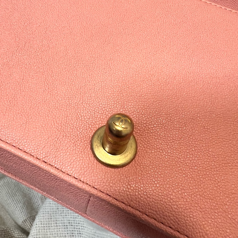 CHANEL leboy 25 中號 粉色 羊皮荔枝紋-14