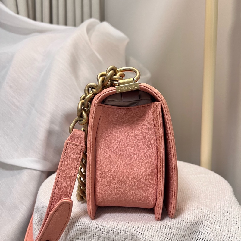 CHANEL leboy 25 中號 粉色 羊皮荔枝紋-15