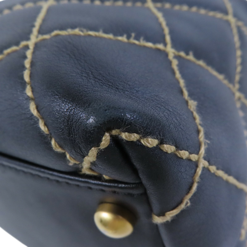 CHANEL 牛皮皮革Shoulder Bag金扣肩背袋-11