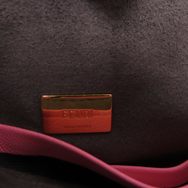 FENDI 牛皮皮革Micro Peekaboo金扣肩背袋-6