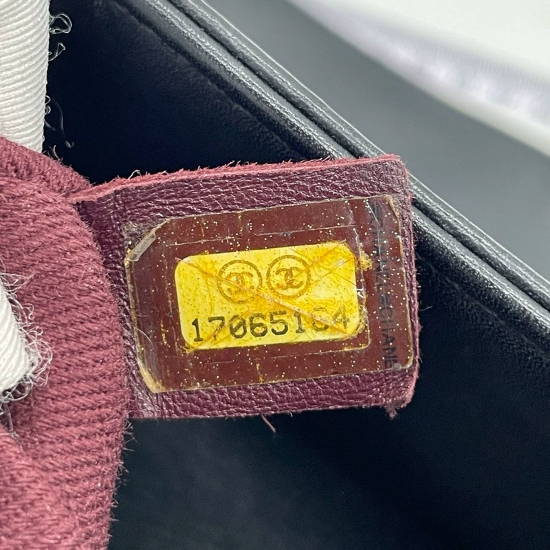 LV CLASSIC FLAG BAG MEDIUM-8