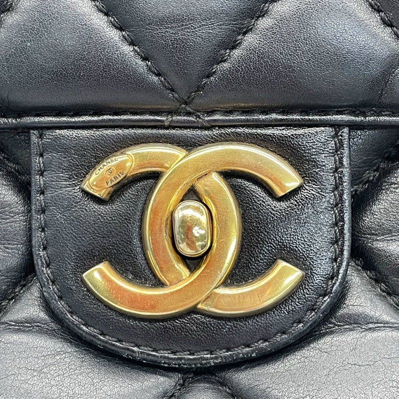 LV CLASSIC FLAG BAG MEDIUM-9