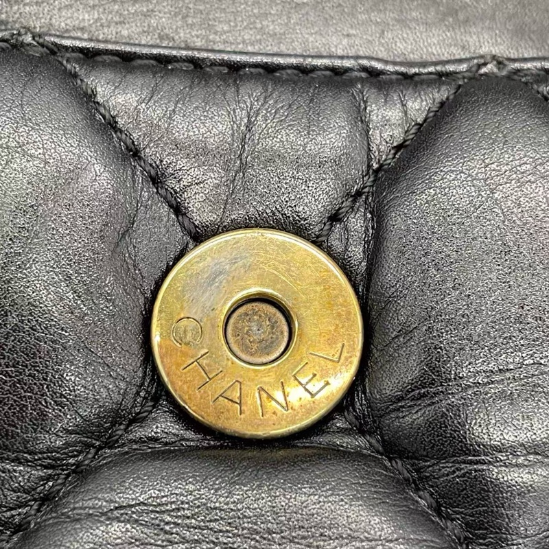 LV CLASSIC FLAG BAG MEDIUM-13