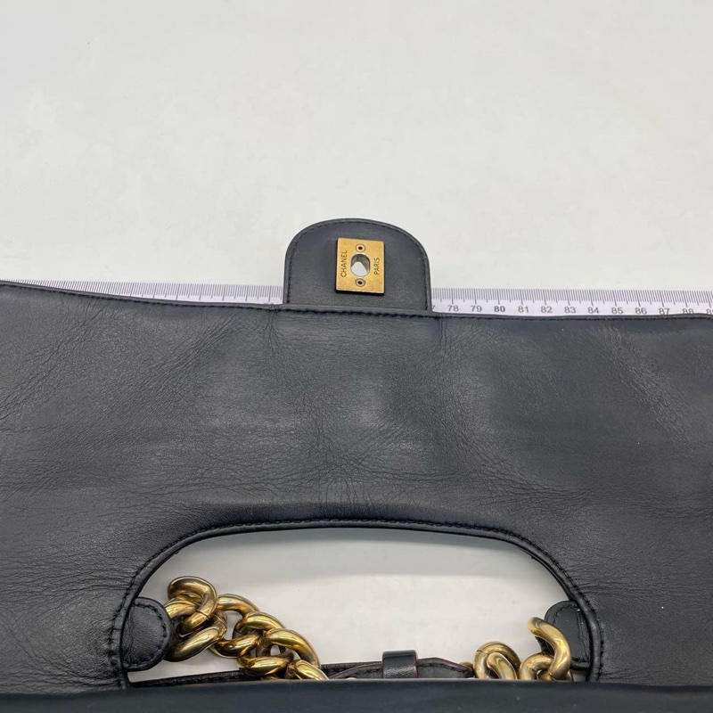 LV CLASSIC FLAG BAG MEDIUM-16