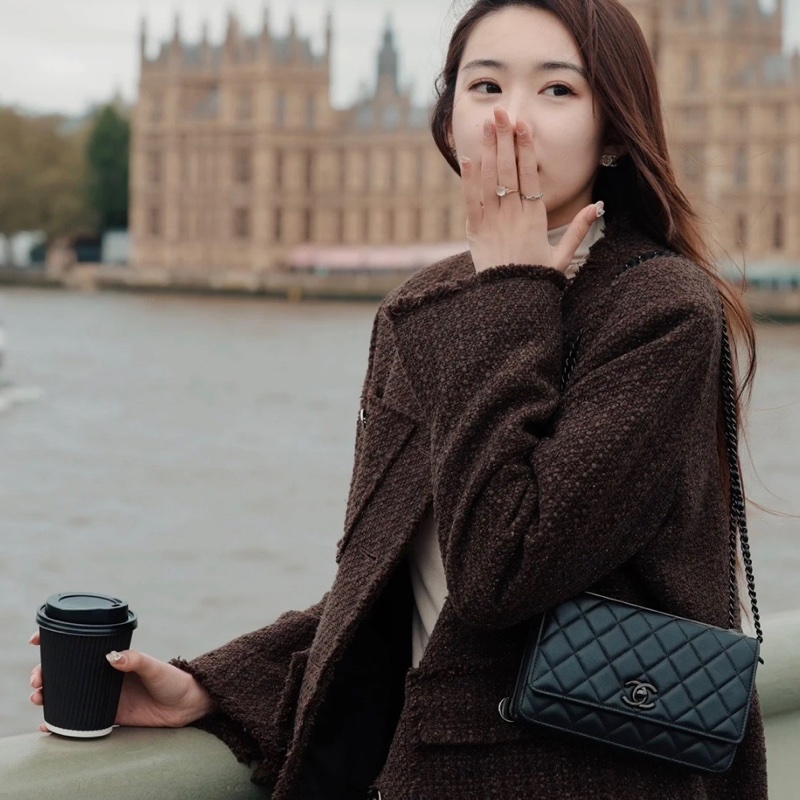 Chanel so black trendy cc woc鏈條單肩斜挎包-1