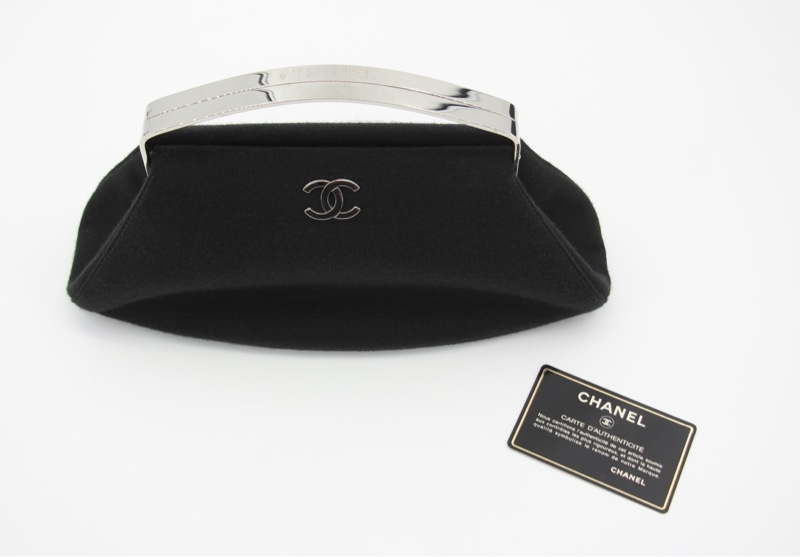 Chanel Vintage 97-99 Metal & Suede Black Silver Top Handle Satchel Clutch Evening Party Bag-3