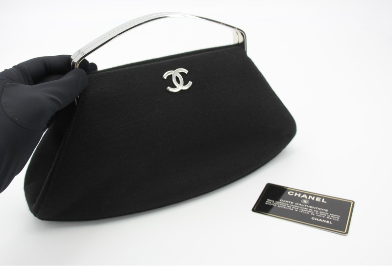 Chanel Vintage 97-99 Metal & Suede Black Silver Top Handle Satchel Clutch Evening Party Bag-4