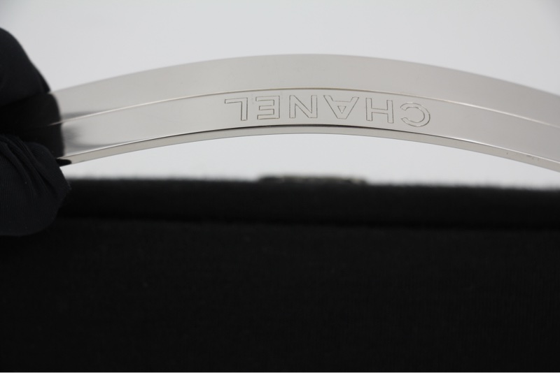 Chanel Vintage 97-99 Metal & Suede Black Silver Top Handle Satchel Clutch Evening Party Bag-8