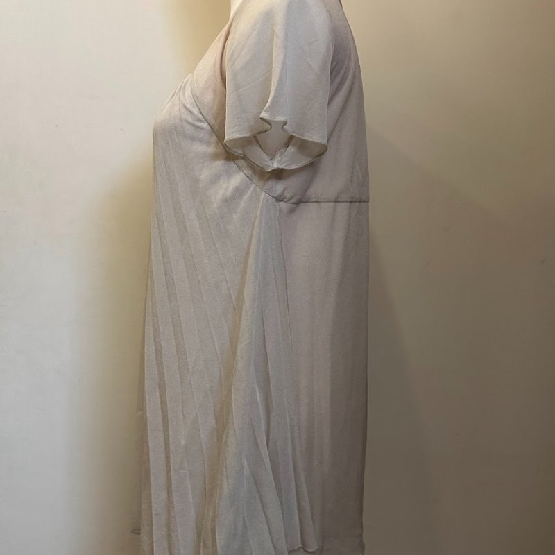 Maxmara Sportmax Code 雪紡短袖上衣 傘型 XL 全新-2