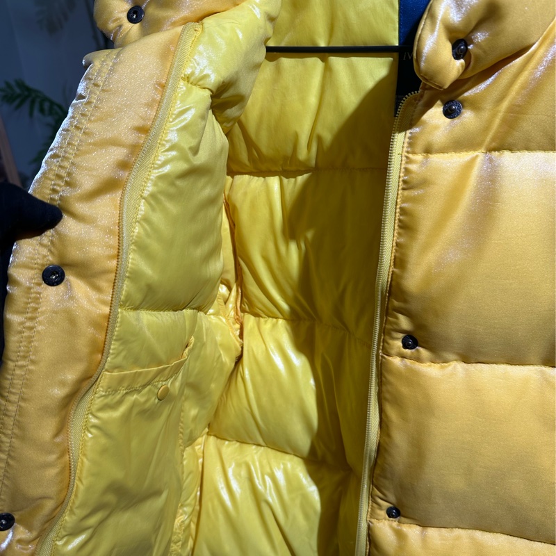 moncler 亮黃羽絨外套-8