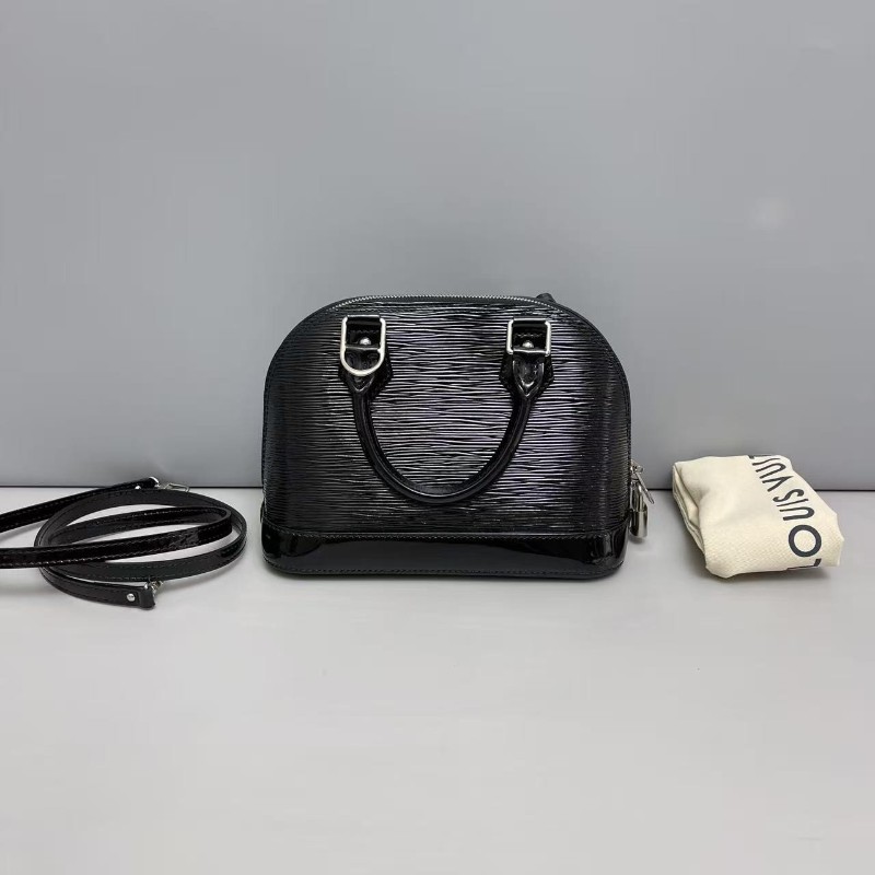 LV路易威登 Alma bb黑色亮面epi水波紋貝殼包 手提包 肩背包-1
