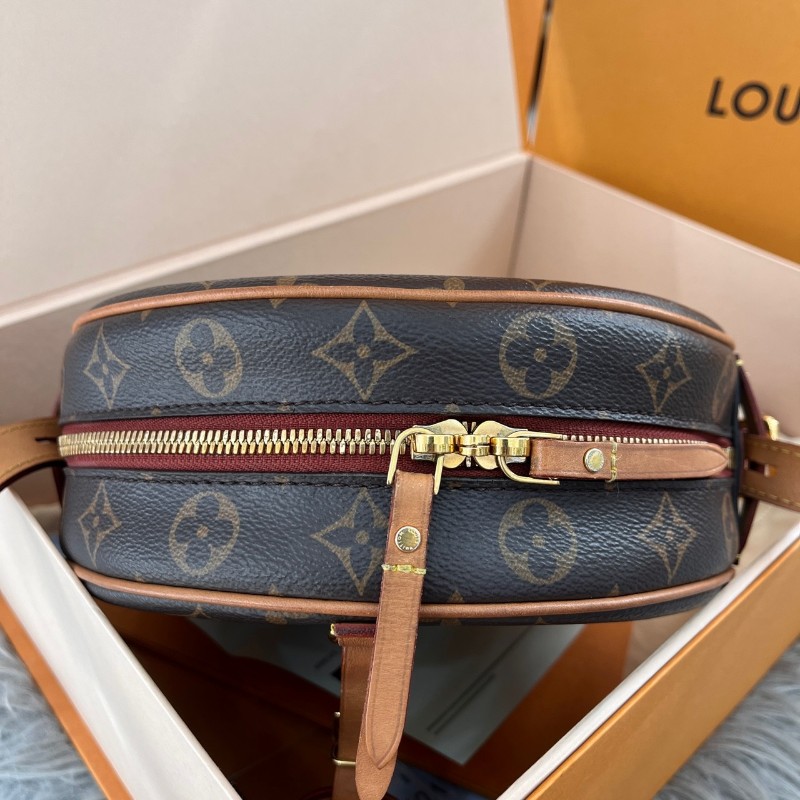 LV路易威登 中號 老花滿印 塗層帆布 軟圓餅包 肩背包 斜背包🈶購鉦-5