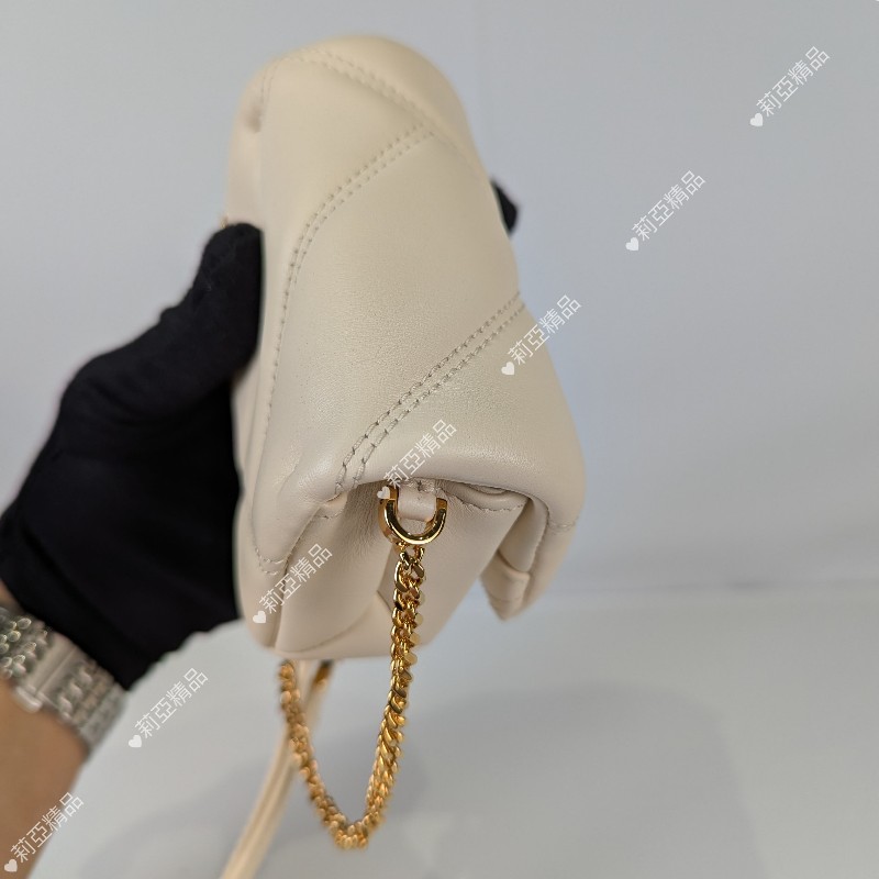 莉亞精品♡Bvlgari 象牙白迷你包 近新閒置-18