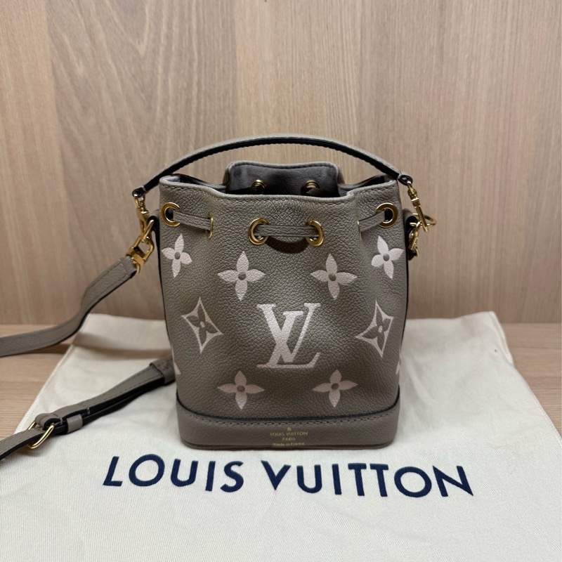 LV 小水桶 nano noe大象灰-1