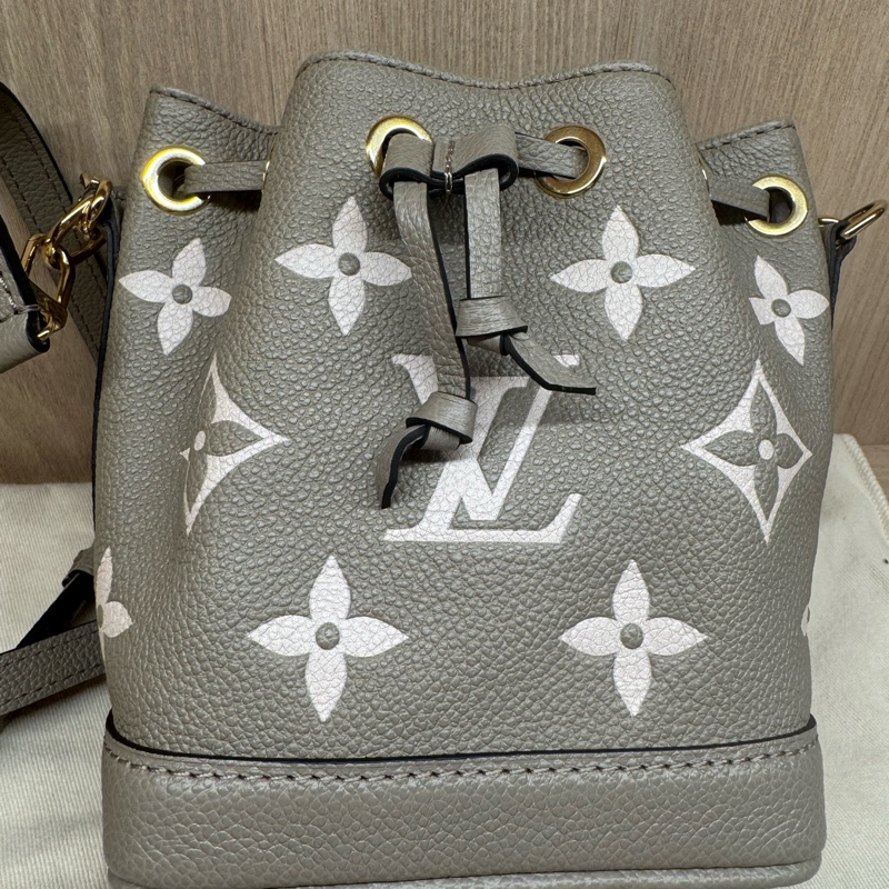 LV 小水桶 nano noe大象灰-6