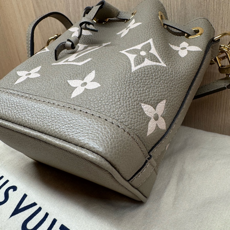 LV 小水桶 nano noe大象灰-16