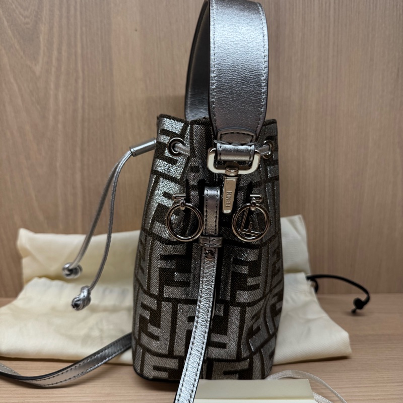 Fendi 小水桶 銀色 刺繡-3