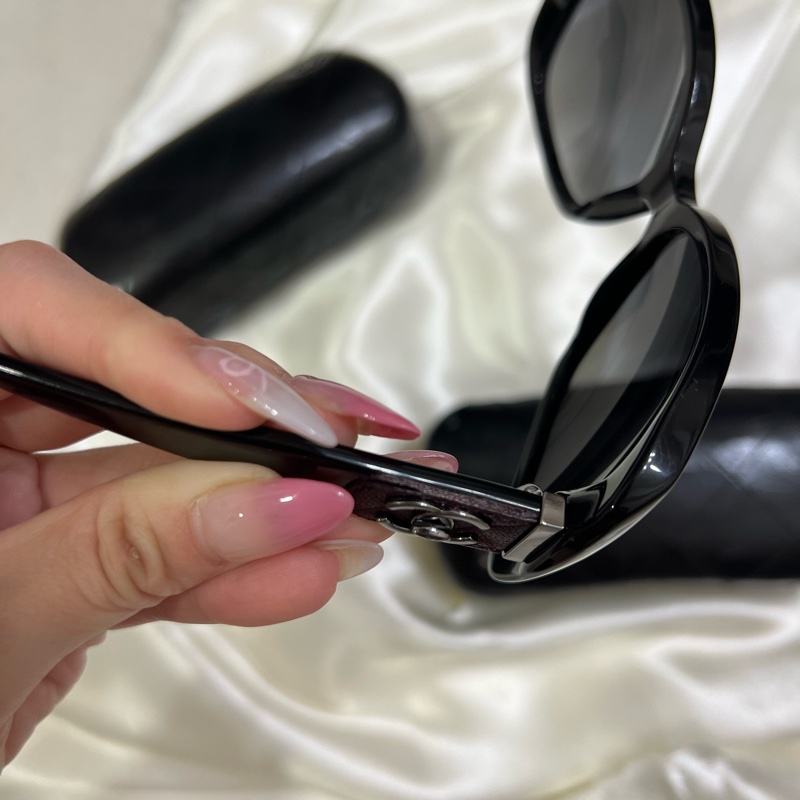 Chanel 書包扣太陽眼鏡 有實戴圖片-12