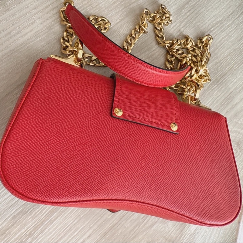 Prada Sidonie紅色鏈條馬鞍包-3