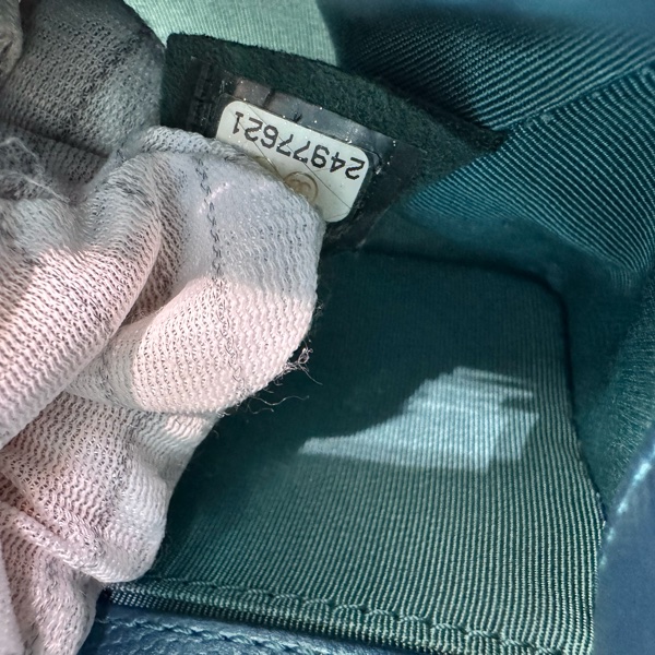 Chanel / 香奈兒 Leboy 小號人魚姬孔雀藍-22