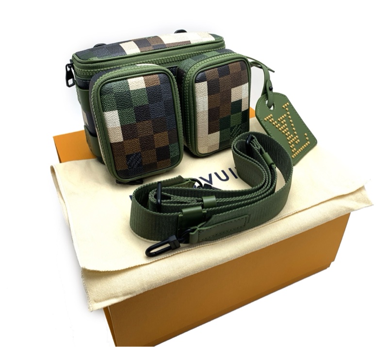 LV Trail 可穿戴式錢包 迷彩 棋盤 秀款 （稀有絕版品） （6人追蹤）-3