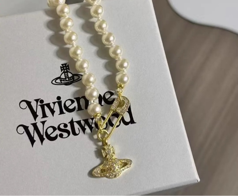 Vivienne Westwood 滿鑽別針星球珍珠項鍊-0