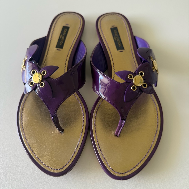 LV紫色漆皮夾腳涼鞋，尺寸：38（24公分）-0