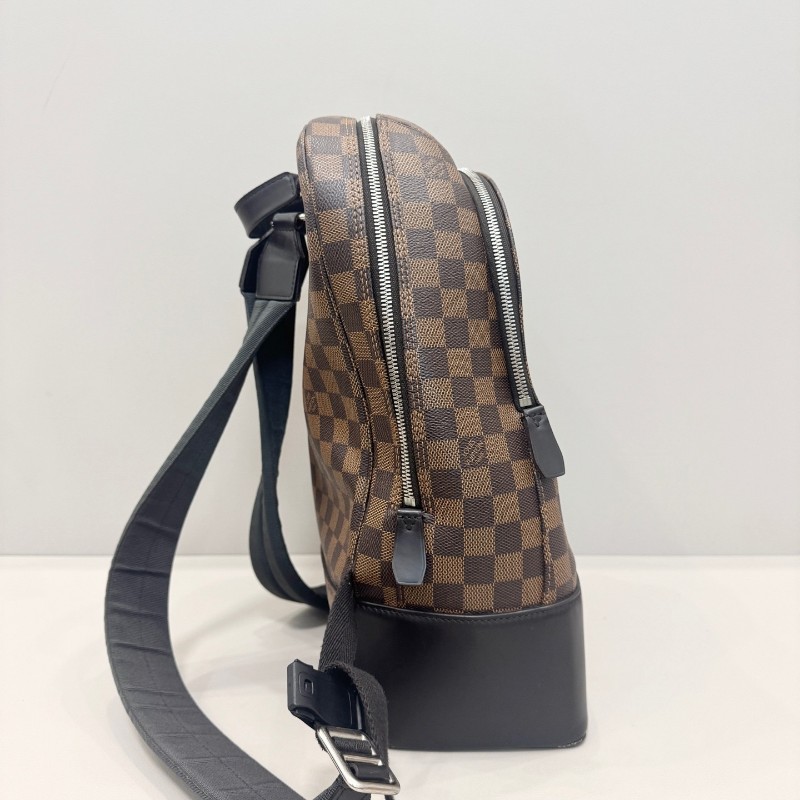 LV路易威登 經典棕色棋盤格 後背包-1