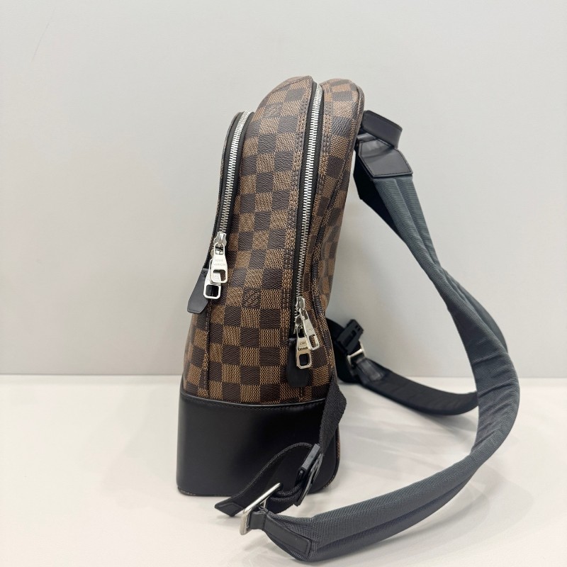 LV路易威登 經典棕色棋盤格 後背包-3