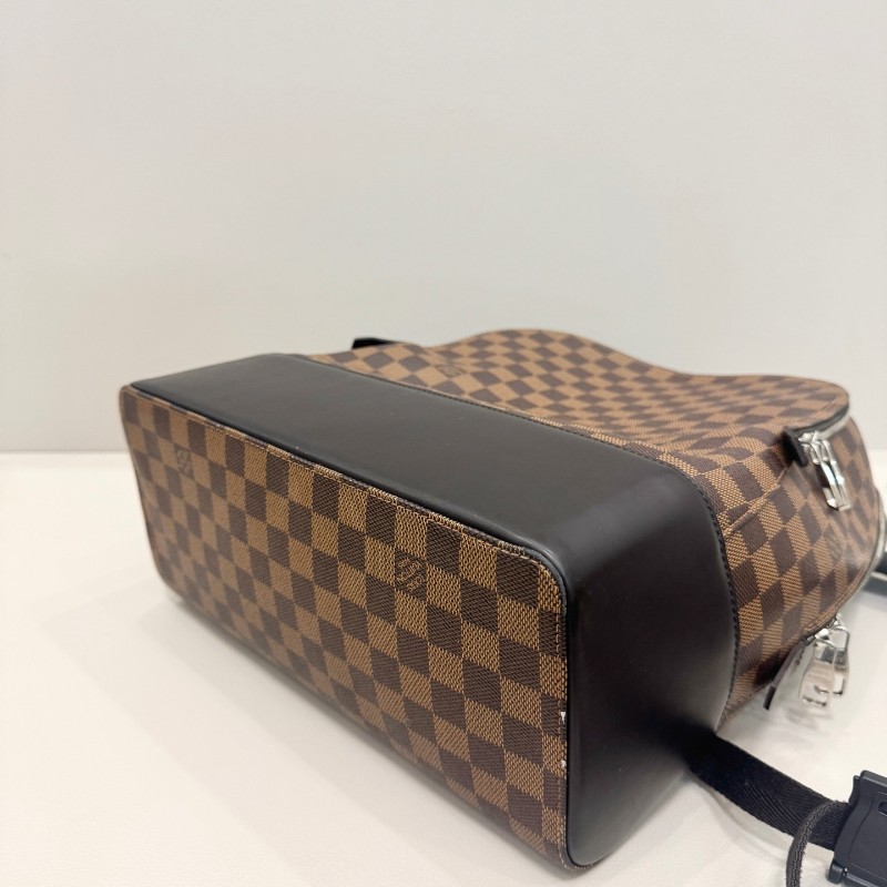 LV路易威登 經典棕色棋盤格 後背包-5