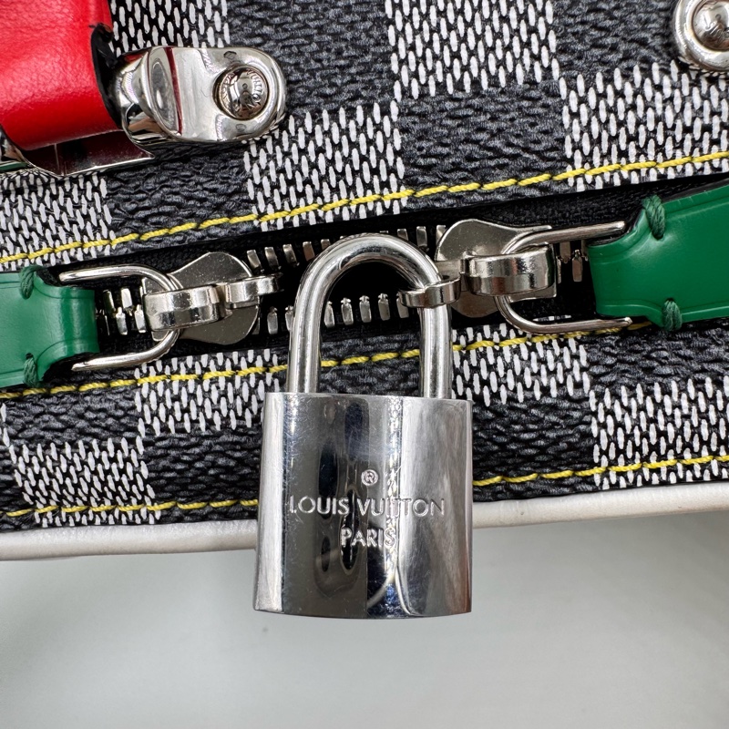 LV / 路易威登 黑白棋盤格拼色 Mini Luggage BB手提肩挎包-1