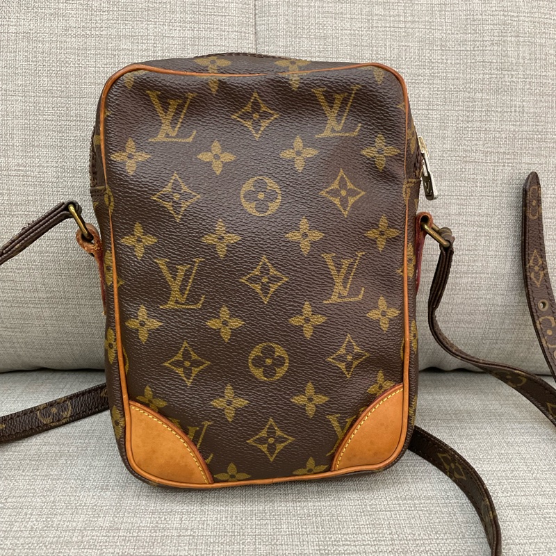 Louis Vuitton LV 老花雙層相機包vintage-1