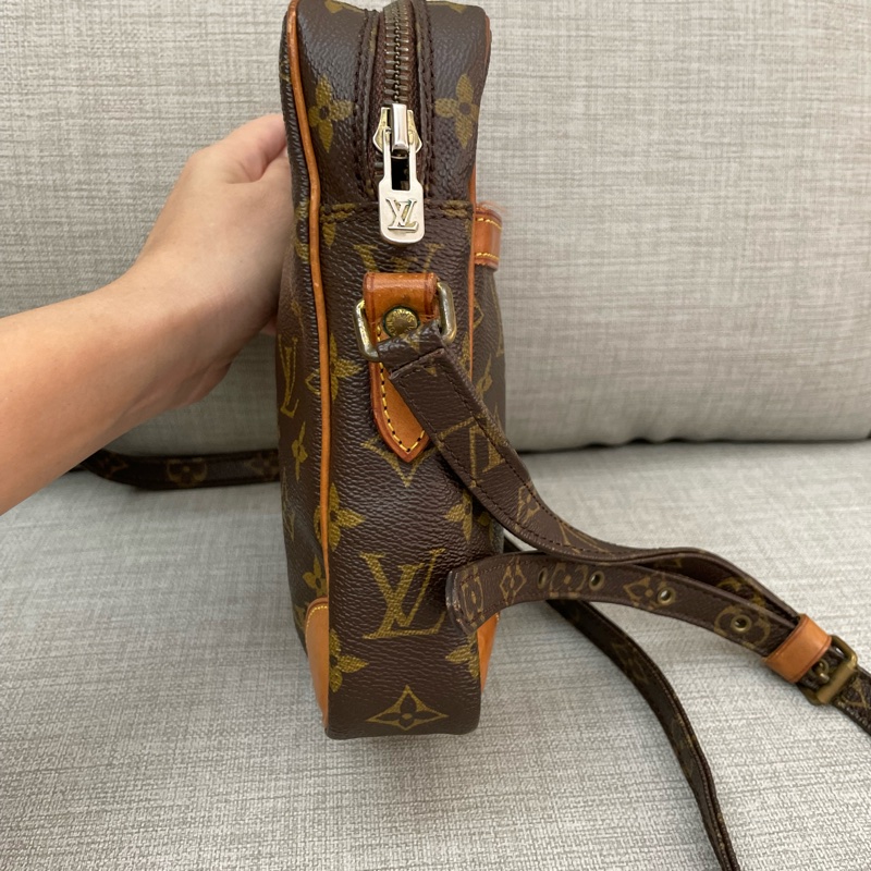 Louis Vuitton LV 老花雙層相機包vintage-2