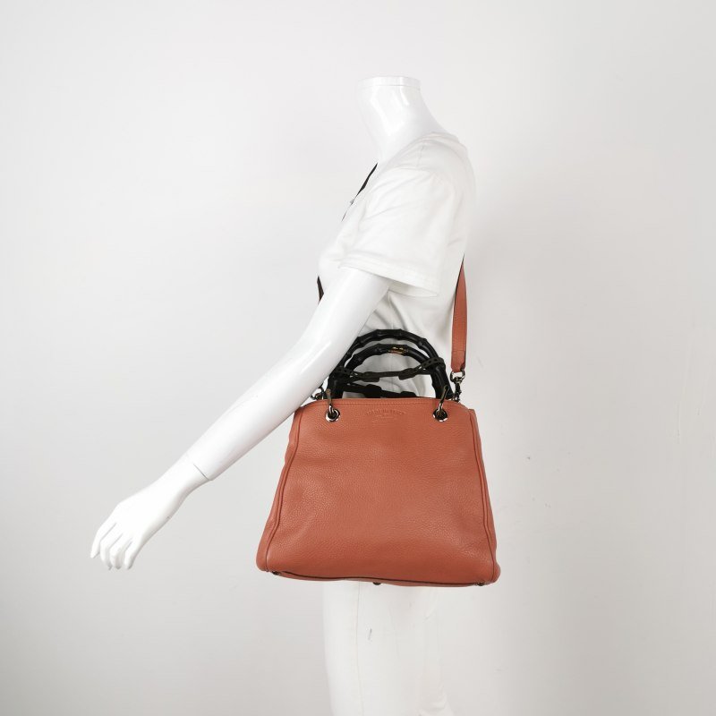 Gucci Miss Bamboo 牛皮 純色 字母 Logo 竹節 手柄 斜背包 單肩包-1