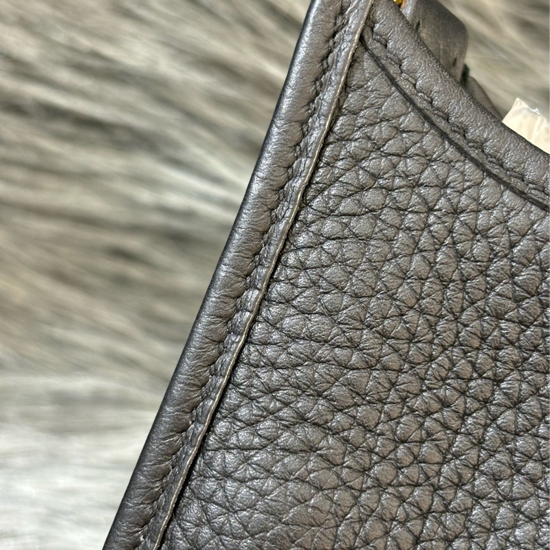 HERMES TC MINI EVELYNE 黑色荔枝皮 金釦 洞洞包 肩背包 斜背包 2用包-16