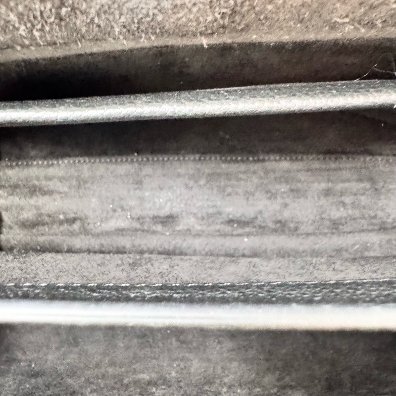 Celine / 賽琳 Soft 16 黑色金扣-14