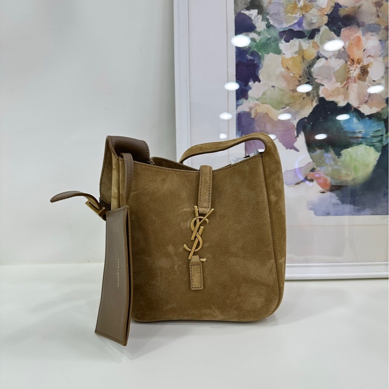 YSL聖羅蘭 卡其色麂皮LE5A7 Hobo腋下包mini 尺寸17*7* 16cm-1