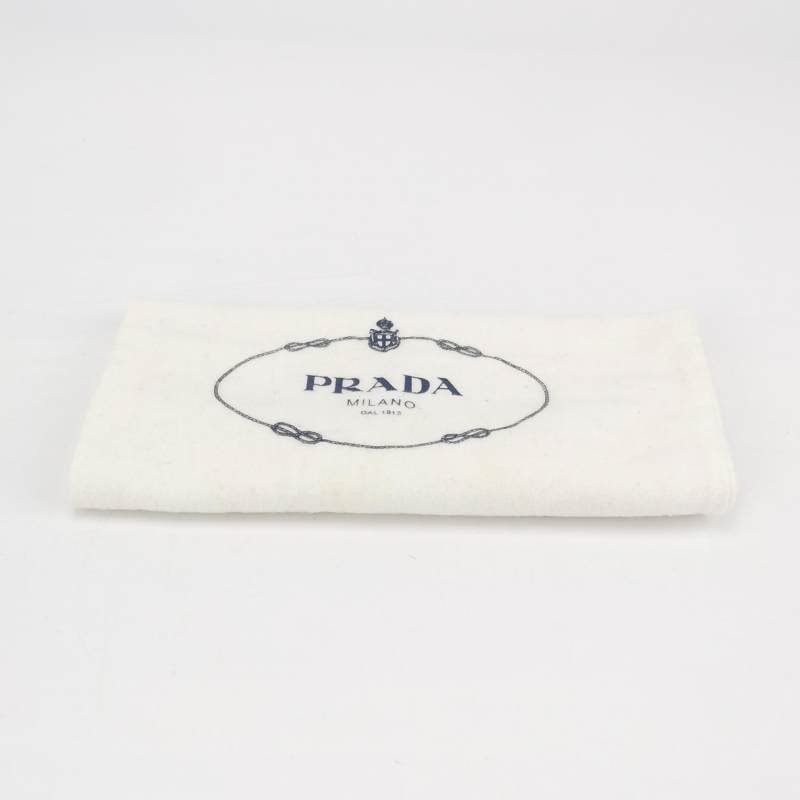Prada 牛皮 純色 字母 Logo 拉鍊 錢包-7