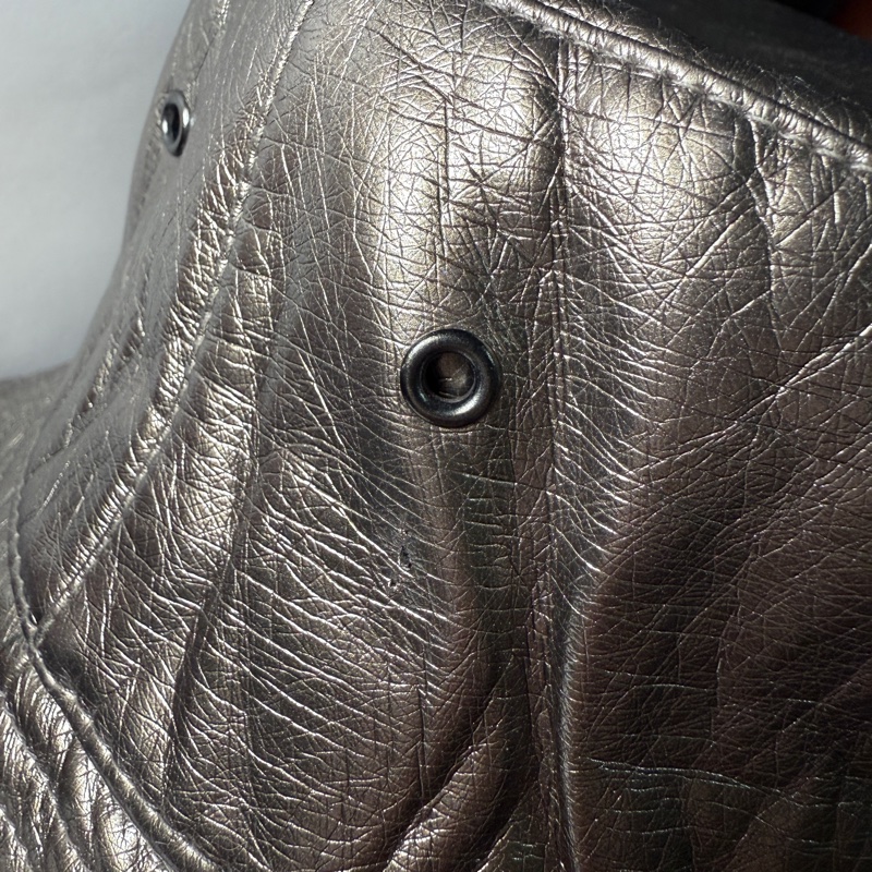 Kangol Future Bucket Earflaps 袋鼠新款仿漆皮帶耳罩平頂漁夫帽-13