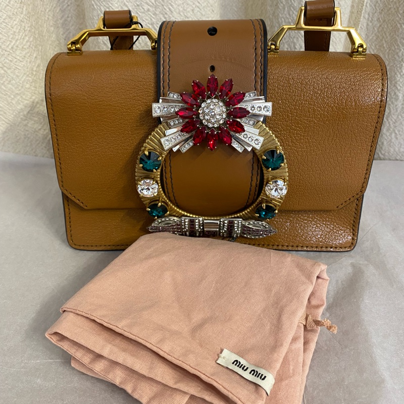 MIU MIU繆繆 水晶綴飾磁扣開合牛皮單肩斜挎包 小號-8