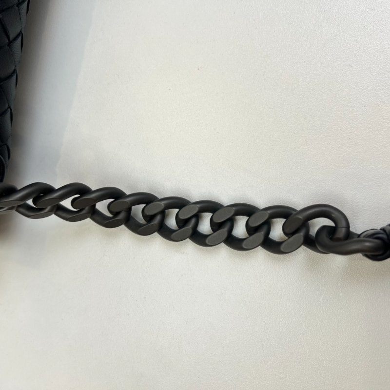 BV 黑編織單肩鍊條包-7