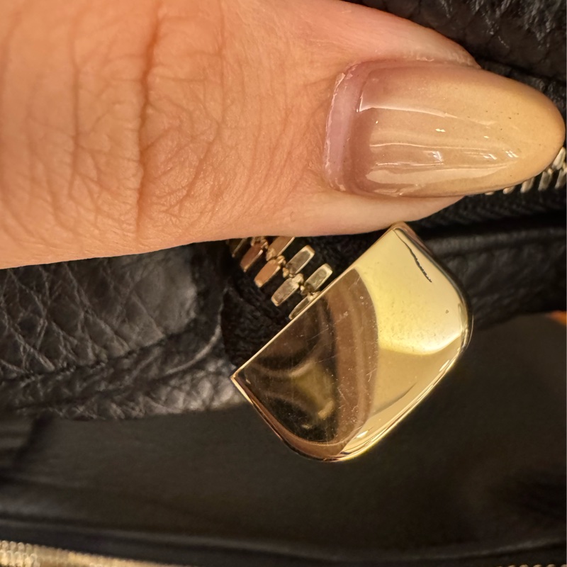 Gucci黑色皮革soho肩背包-15