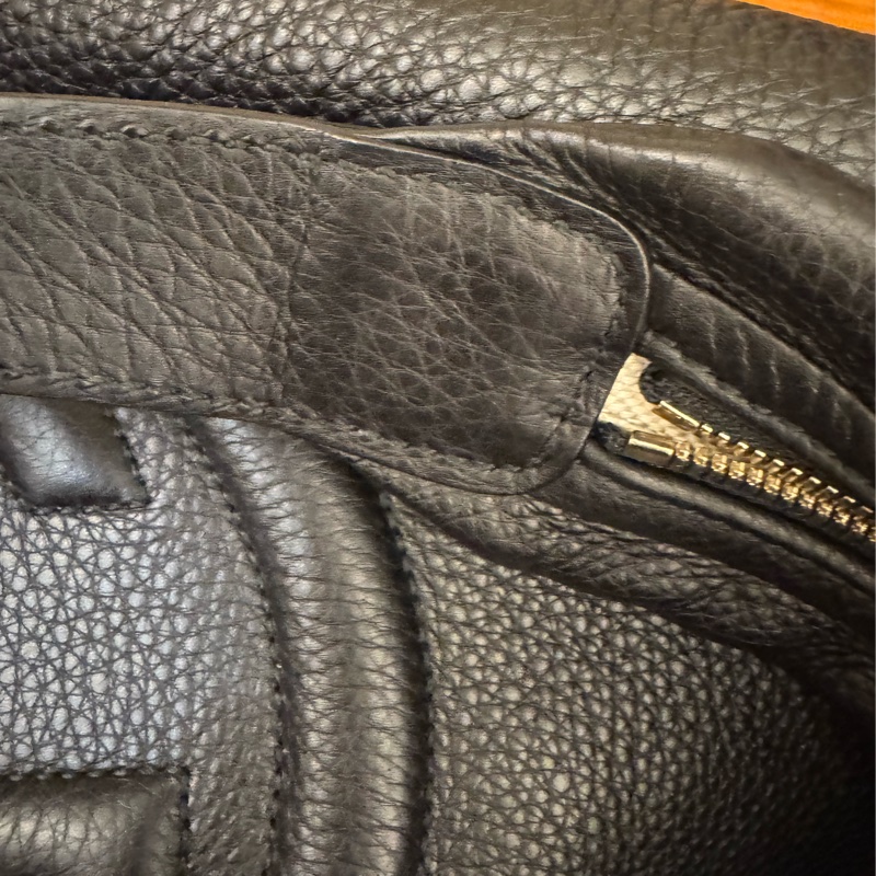 Gucci黑色皮革soho肩背包-22