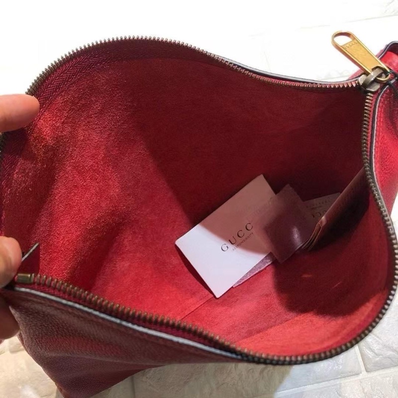 Gucci red clutch-2