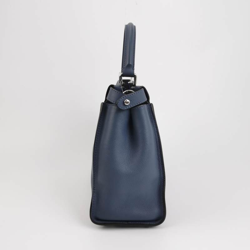 Fendi Peekaboo 躲貓貓 中號 牛皮 純色 扭鎖 單肩包-3