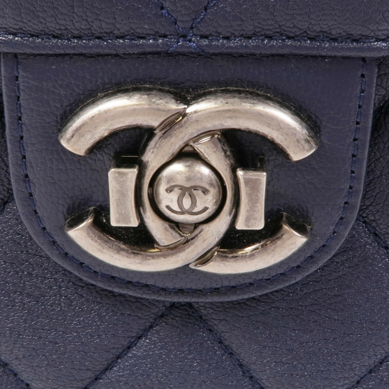 CHANEL 牛皮皮革Chain Shoulder銀扣手挽肩背兩用袋-9