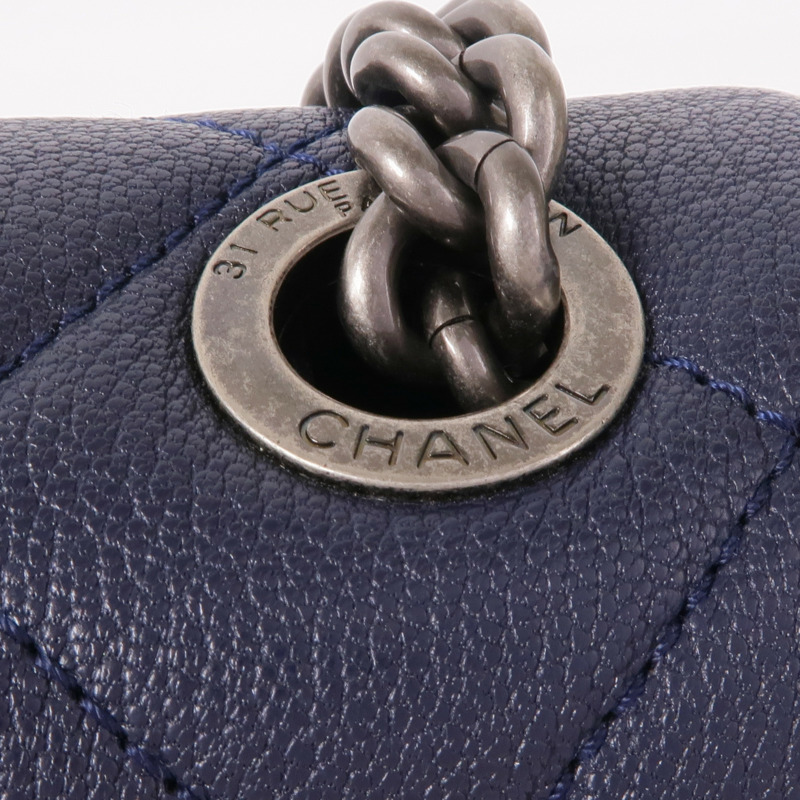 CHANEL 牛皮皮革Chain Shoulder銀扣手挽肩背兩用袋-10