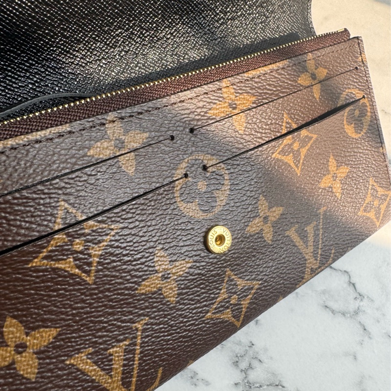 LV淺/花紋拼色釦式長夾-13